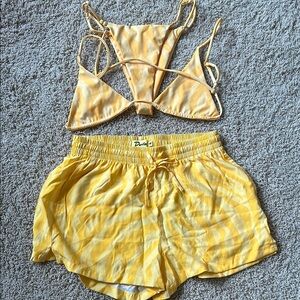 DUVIN Yellow Zebra Bikini Set with V-Neck and Thin Straps - shorts included
